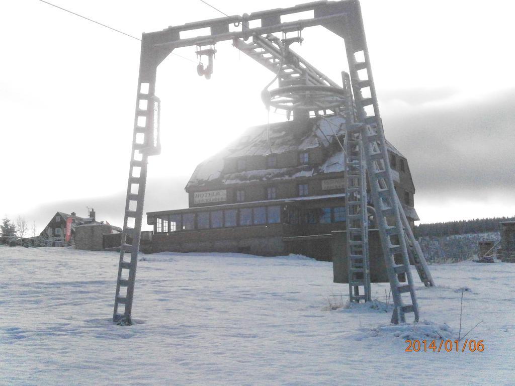 Hotel Lidicka Bouda Pec pod Snezkou Exterior photo