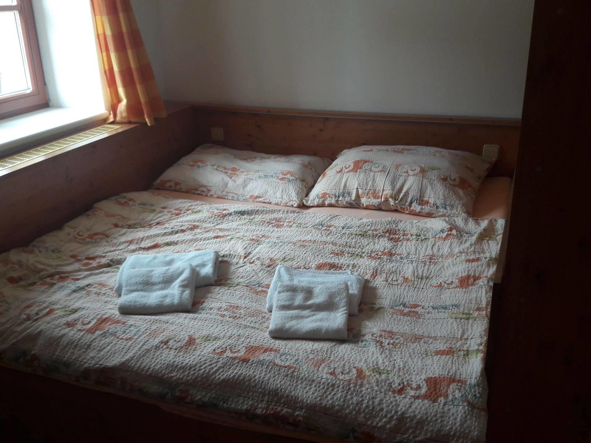 Hotel Lidicka Bouda Pec pod Snezkou Exterior photo